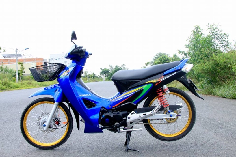 Future 2 lên chuẩn bài wave 125 đầy ấn tượng - 4