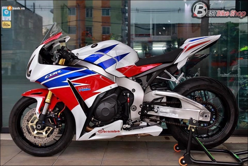 Honda cbr1000rr fireblade hrc độ phiên bản bước ra từ đường đua - 12