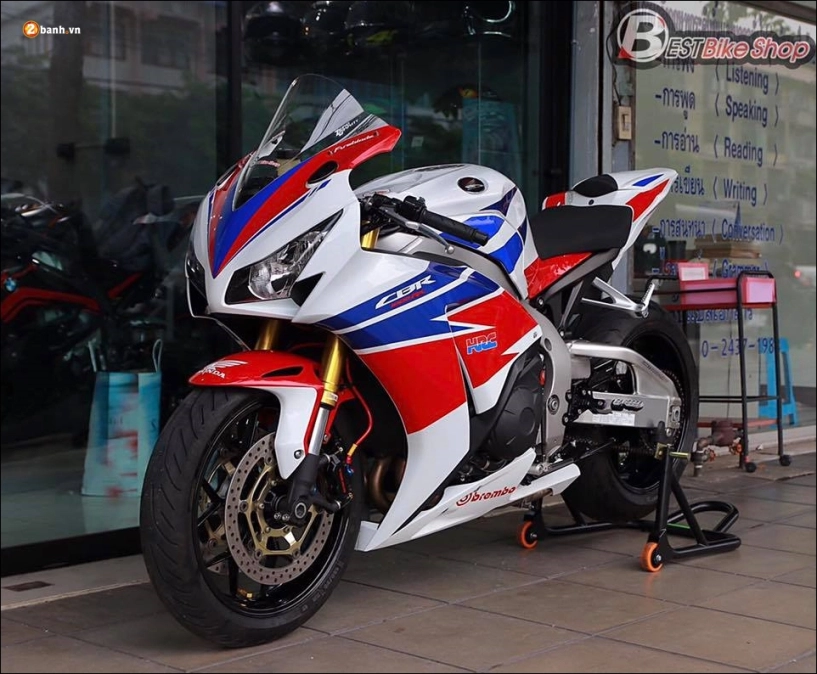Honda cbr1000rr fireblade hrc độ phiên bản bước ra từ đường đua - 14