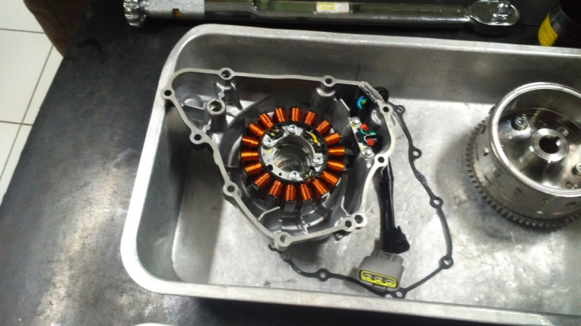 mổ xẻ khối động cơ honda cbr250rr đầy mạnh mẽ - 13