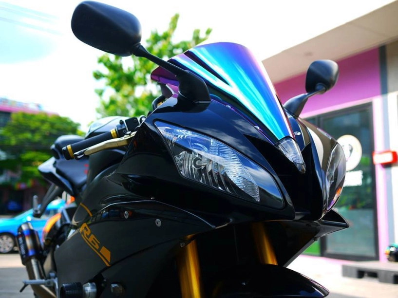 Yamaha r6 ngựa hoang khó thuần trong loạt ảnh đen không tỳ vết - 1