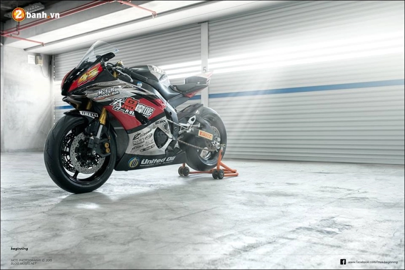 Yamaha r6 độ ngỡ ngàng cùng phong cách chạy sân - 6