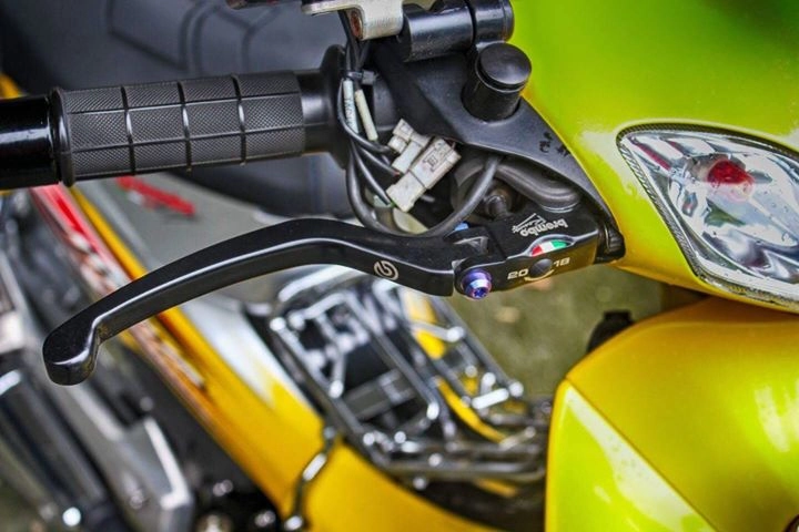 Chiếc honda future 2 độ úp full wave 125 đầy sáng tạo - 6