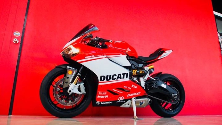 Ducati panigale 899 bản độ chuẩn mực theo hình tượng 1299 superleggera - 1