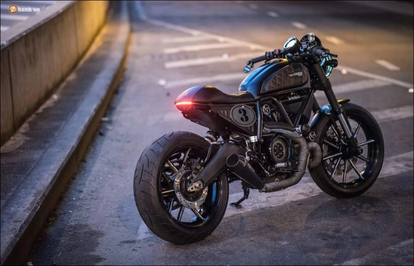 Ducati scrambler racer chiến binh số 3 lực lưỡng trong màn đêm huyền ảo - 7