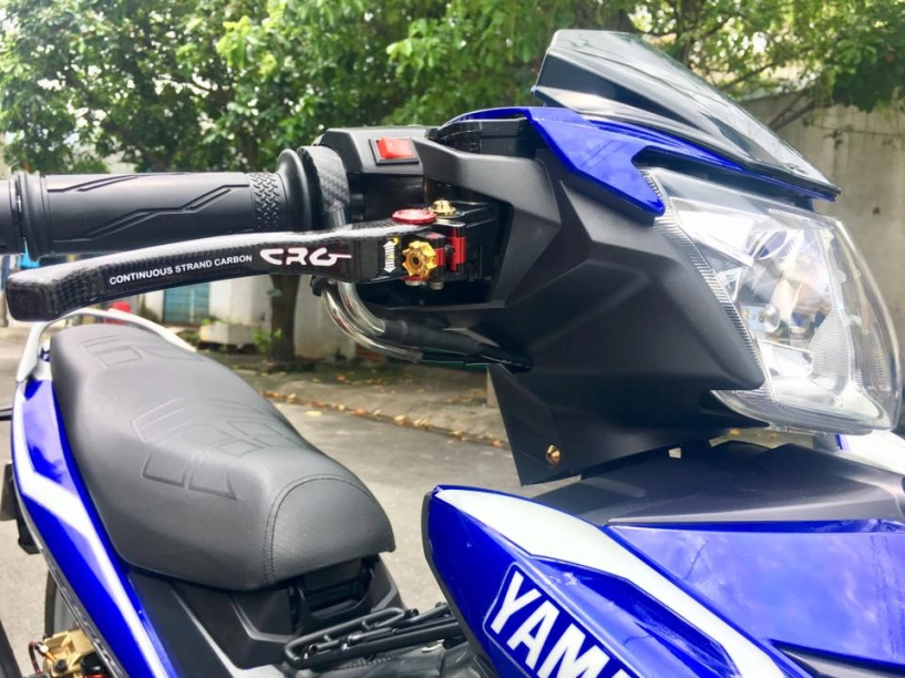 Exciter 150 độ đẹp trai với dàn chân bị teo nhỏ - 4