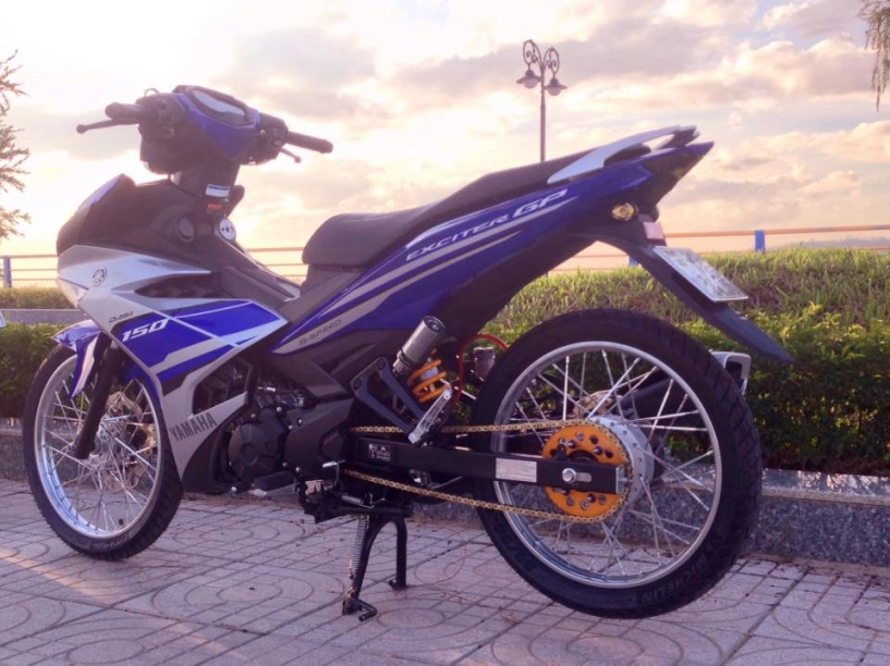 Exciter 150 độ gọn gàng với dàn chân lưỡi lao thần tốc - 8