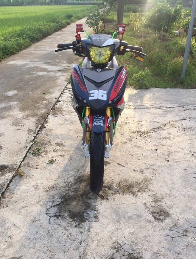 Exciter 150 độ kiểng bánh bèo đầy hầm hố của biker thanh hóa - 4