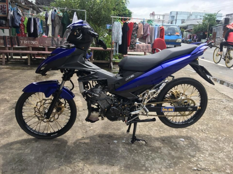 Exciter 150 độ phong trần với dàn chân nhỏ gọn - 3