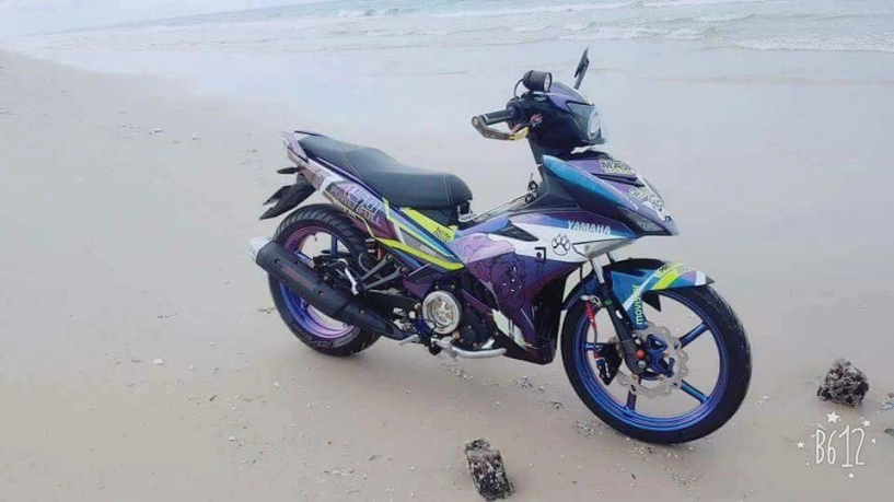 Exciter 150 trong bản độ đậm chất thể thao khi khoe dáng trên bãi biển - 6