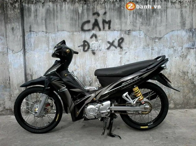 Sirius 110 độ phá cách với dàn áo yaz và côn tay ấn tượng - 3