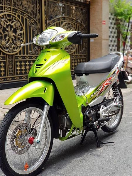 Wave 125 độ ấn tượng với dàn đồ chơi kể không cũng muốn choáng - 3