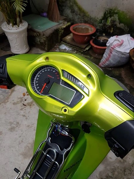 Wave 125 độ ấn tượng với dàn đồ chơi kể không cũng muốn choáng - 4
