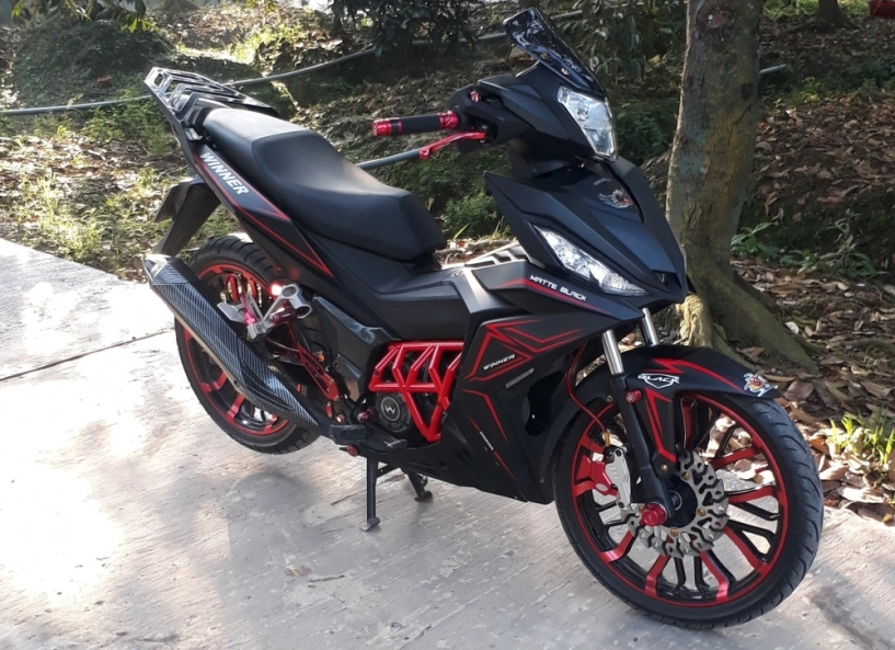 Winner 150 độ đôi chân đầy cơ bắp với bộ cánh matte black - 7