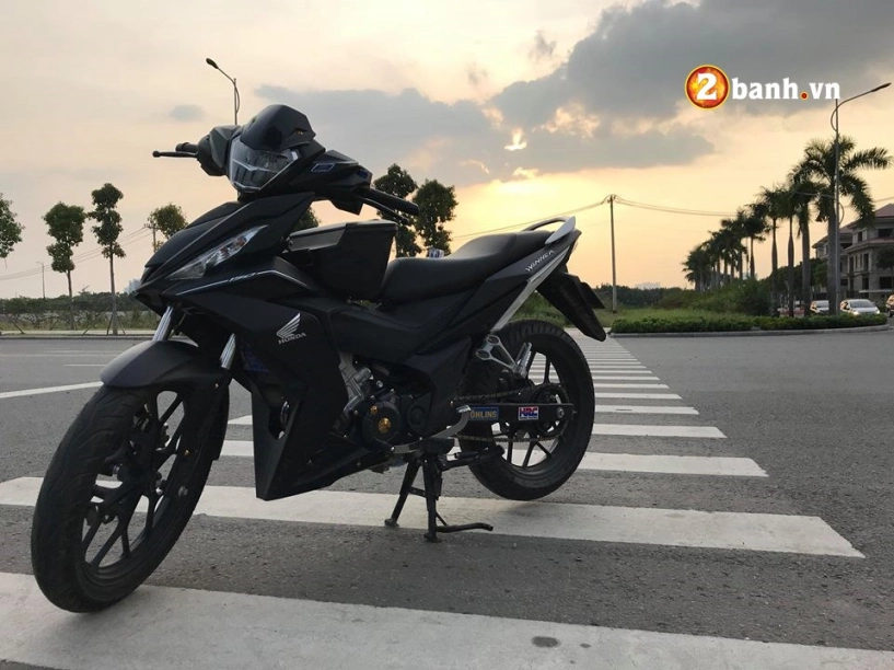 Winner 150 độ đơn giản đầy huyền bí với bộ cánh matte black - 8