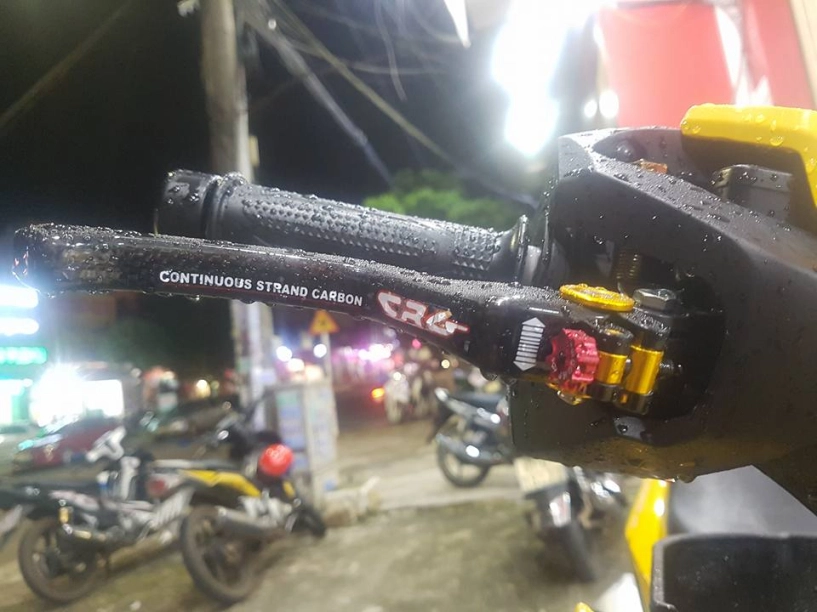 Winner 150 độ kiểng với sắc vàng nổi bật của biker phố núi - 5