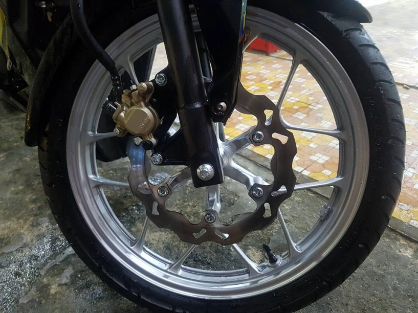 Winner 150 độ kiểng với sắc vàng nổi bật của biker phố núi - 8