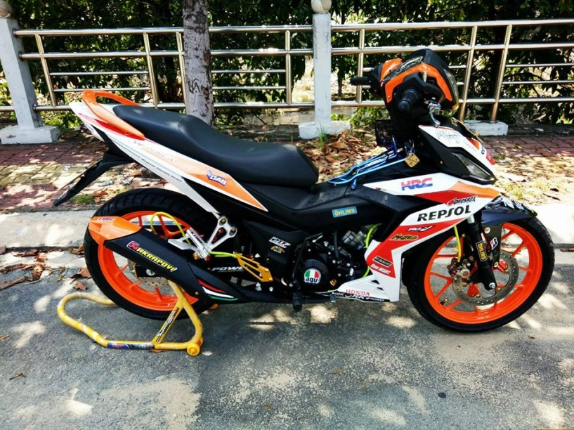 Winner 150 độ leng keng với bộ cánh repsol đậm chất thể thao - 3