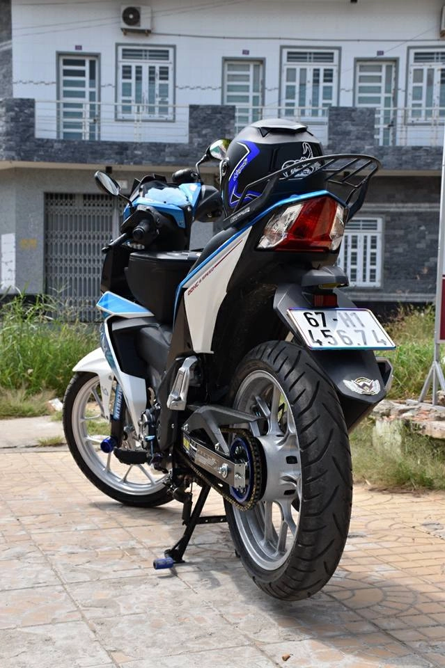 Winner 150 độ touring nhẹ nhàng với các món đồ chơi thiết yếu - 7