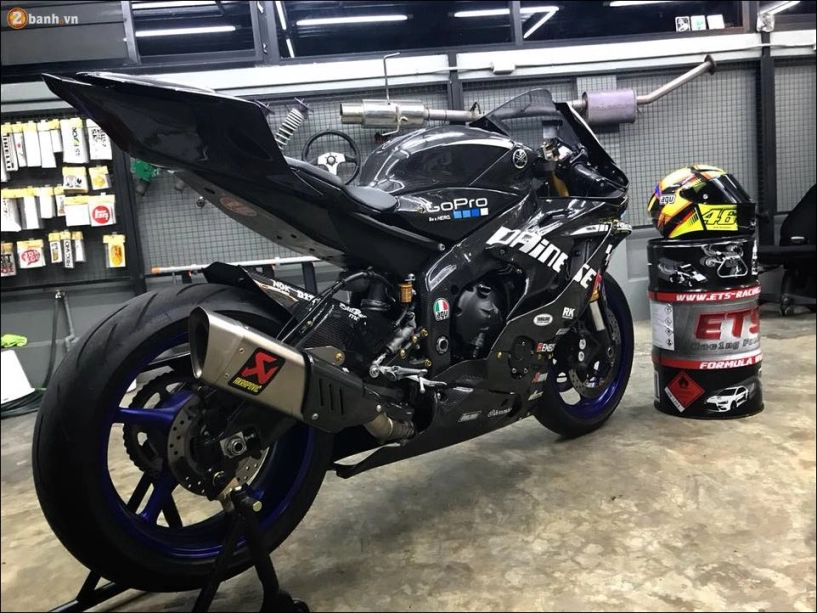 Yamaha r6 ngựa hoang hiếu chiến cực chất qua bản độ dainese full carbon - 6
