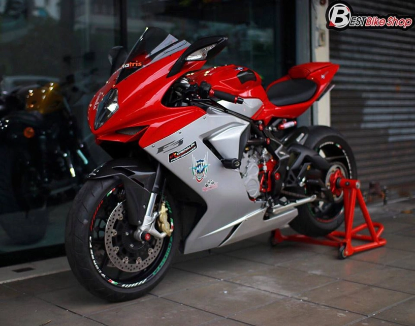 Cận cảnh siêu mô tô ý mv agusta f3 675 nâng cấp nhẹ nhàng đầy sức hút - 1