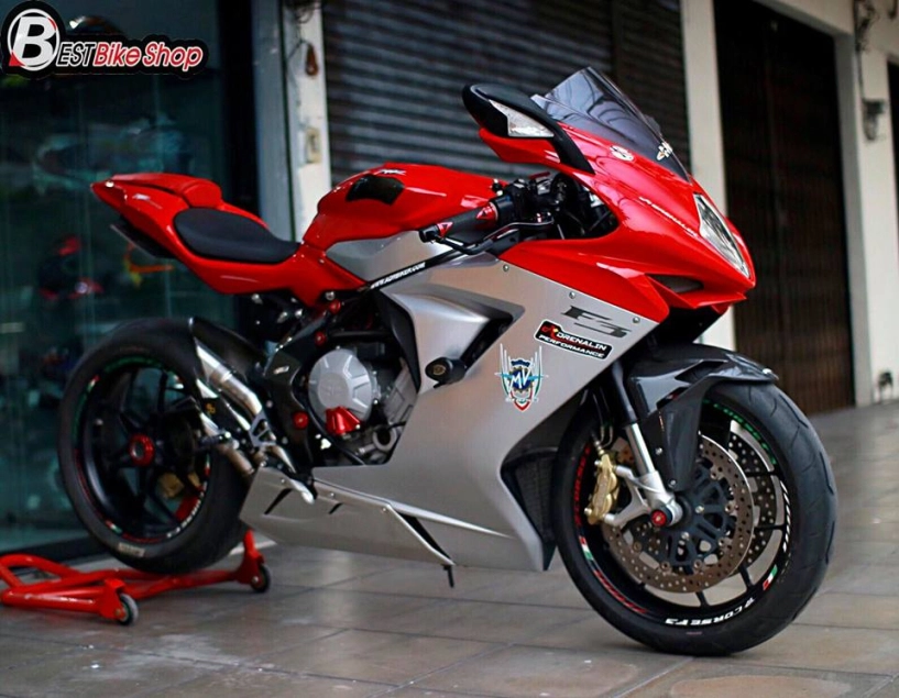 Cận cảnh siêu mô tô ý mv agusta f3 675 nâng cấp nhẹ nhàng đầy sức hút - 3