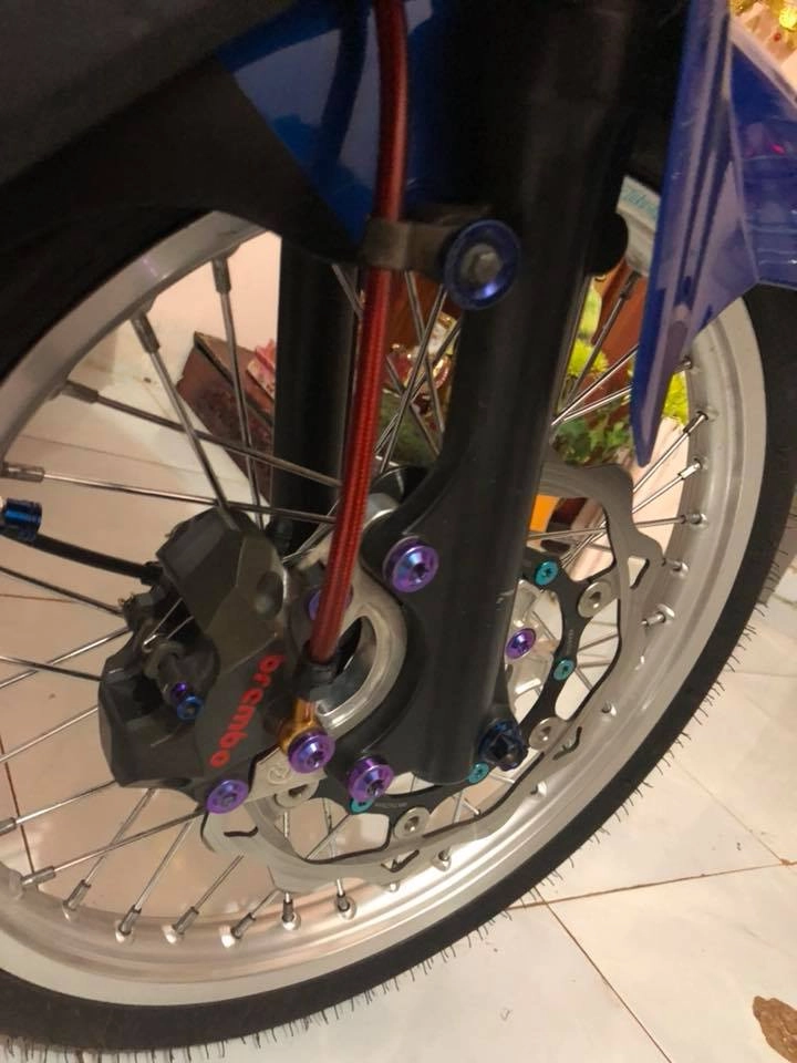 Exciter 135 độ cũng khá đẹp với vài món đồ chơi mang thương hiệu brembo - 6