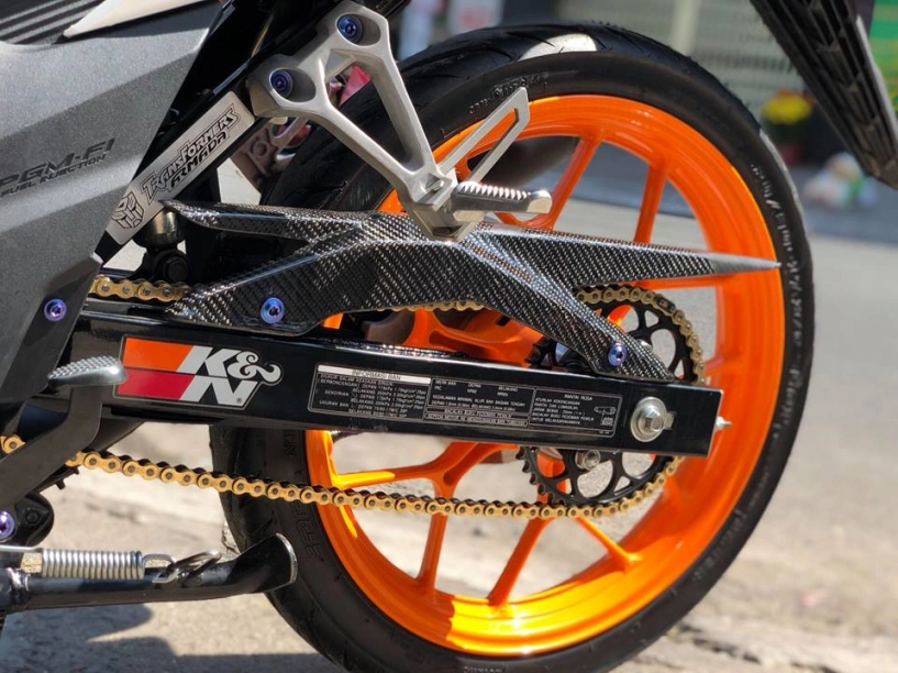 Honda sonic 150r độ đậm chất thể thao trong phiên bản repsol - 6