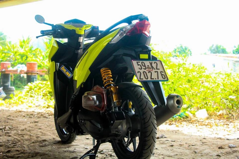 Vario 150 độ khoe dáng dưới gầm cầu hoang tàn - 5