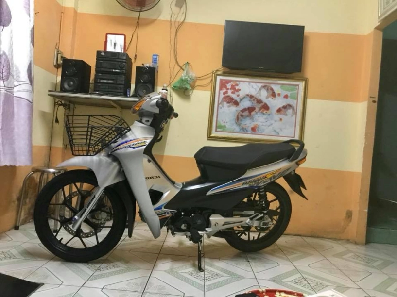 Wave s độ dàn chân khiến nhiều biker mơ ước - 7