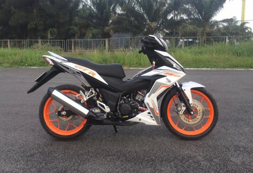 Winner 150 độ đơn giản với những đường cong đầy gợi cảm - 6