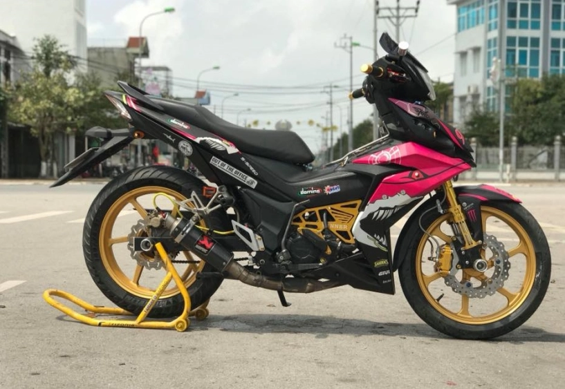 Winner 150 độ mang vẻ đẹp táo bạo với dàn chân cứng cáp - 1