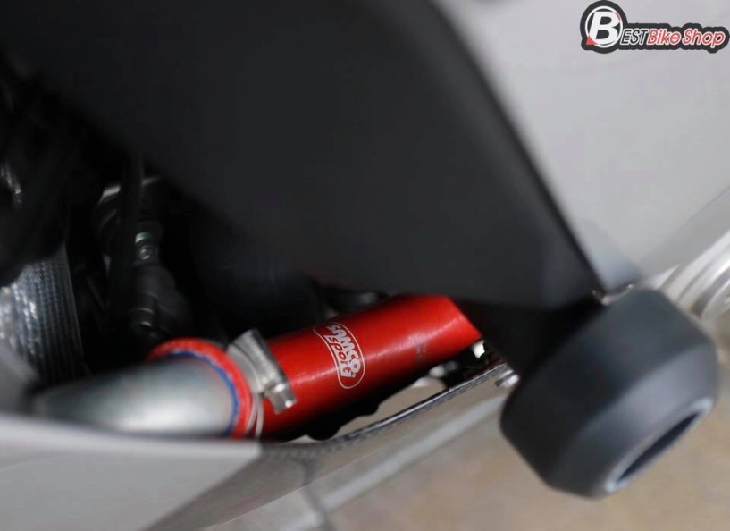 Yamaha r1m phiên bản đặc cách sặc mùi carbon world - 9