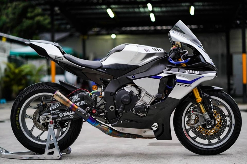 Yamaha r1m thay đổi nhẹ nhàng đầy nổi bật - 2