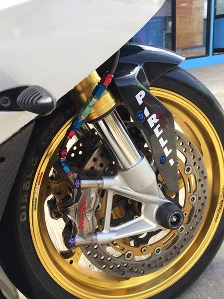 Bmw s1000rr hoàn thiện với gói nâng cấp cực chuẩn - 6