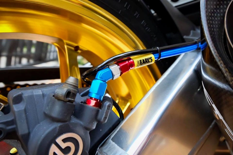 Bmw s1000rr nhẹ nhàng đầy sức hút đến từ biker thái - 6