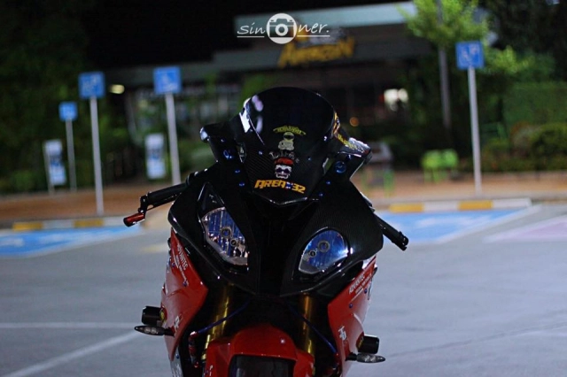 Bmw s1000rr nổi bật với gam màu bất quy tắc - 3