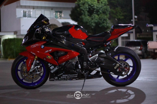 Bmw s1000rr nổi bật với gam màu bất quy tắc - 6