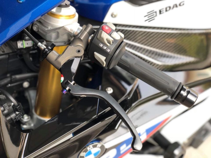 Bmw s1000rr xuất hiện gây choáng ngợp với cấu hình khủng - 6