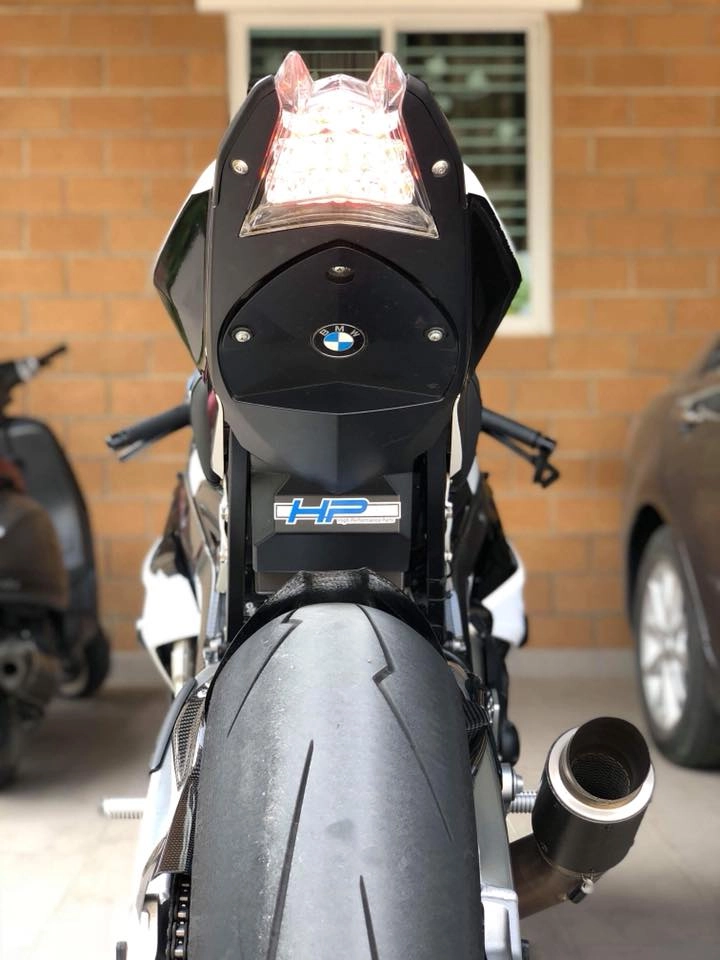 Bmw s1000rr xuất hiện gây choáng ngợp với cấu hình khủng - 12