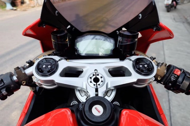 Ducati panigale 899 độ siêu ngầu và đầy hấp dẫn với phong cách superleggera - 4