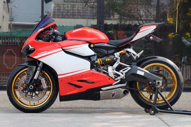 Ducati panigale 899 độ siêu ngầu và đầy hấp dẫn với phong cách superleggera - 10