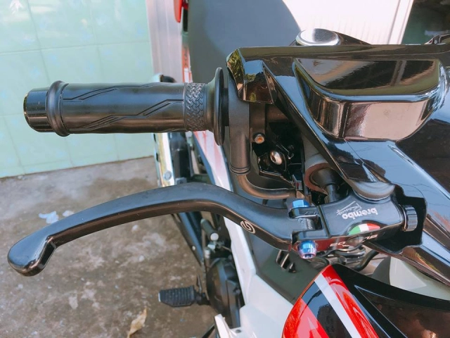 Exciter 135 bản độ hoàn hảo với loạt đồ chơi chính hiệu - 4