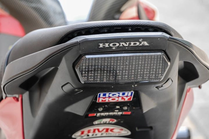 Honda cbr650f bản độ đầy nhiệt huyết đến từ tông màu red sporty - 8