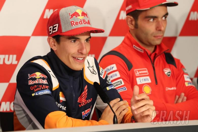 motogp 2019 marquez giữ vững lập trường thay đổi riêng của mình không xài chung với lorenzo - 1