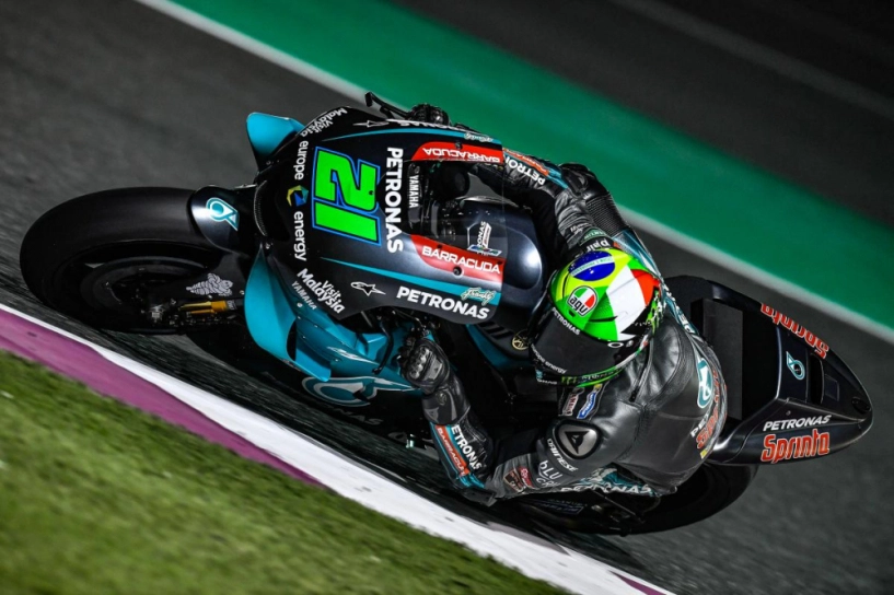 motogp 2019 vinales hạ bệ marquez quartararo dành chiến thắng đầu tiên của năm 2019 - 8