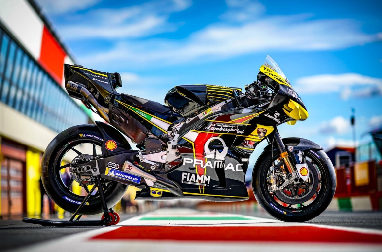 motogp pramac ducati ra mắt xe đua mới chào mừng nhà tài trợ lamborgihini - 5