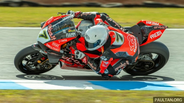 Thử nghiệm trước cuộc đua wsbk 2019 bautista đứng đầu với ducati v4r - 14