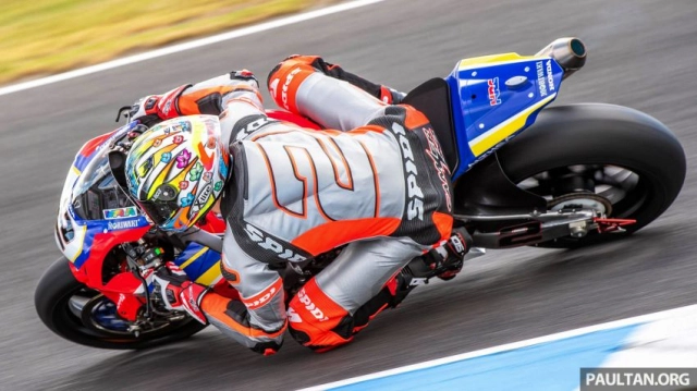 Thử nghiệm trước cuộc đua wsbk 2019 bautista đứng đầu với ducati v4r - 18