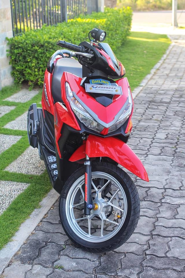Vario 150 nổi bật với dàn đồ chơi hàng hiệu của biker miền trung - 5